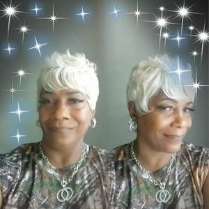 Meet your Posher, Gina